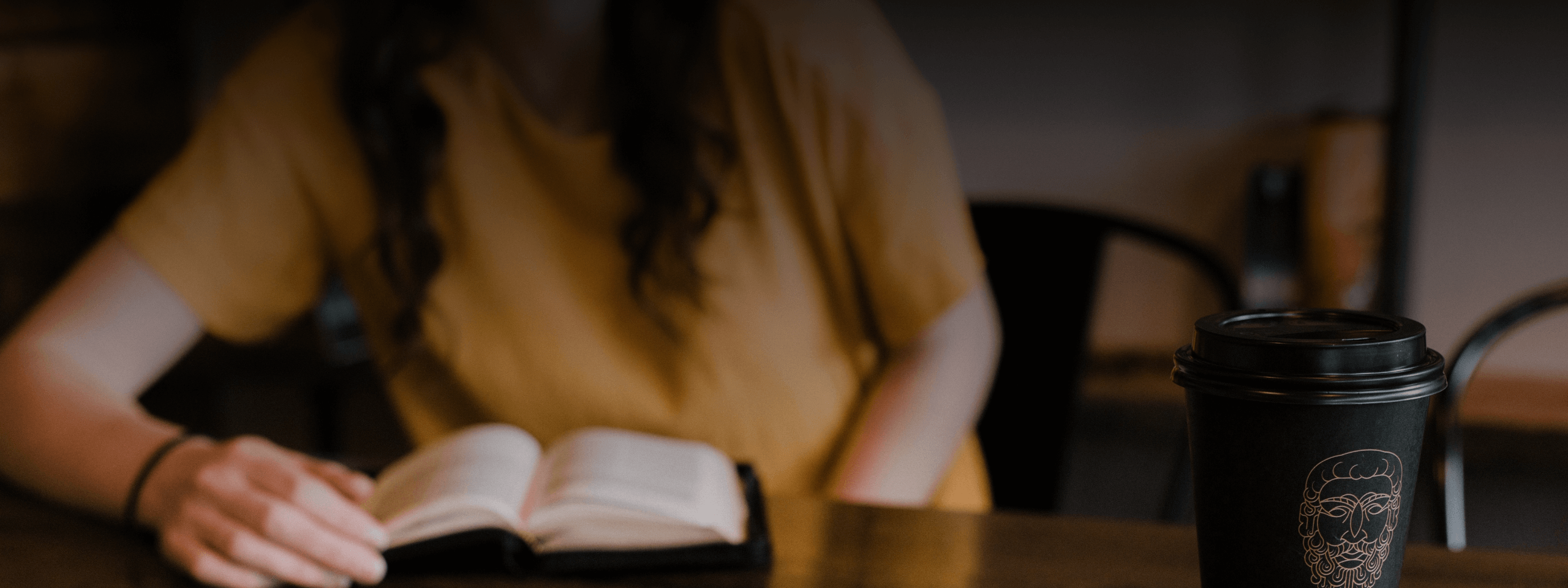 Mint education hero background